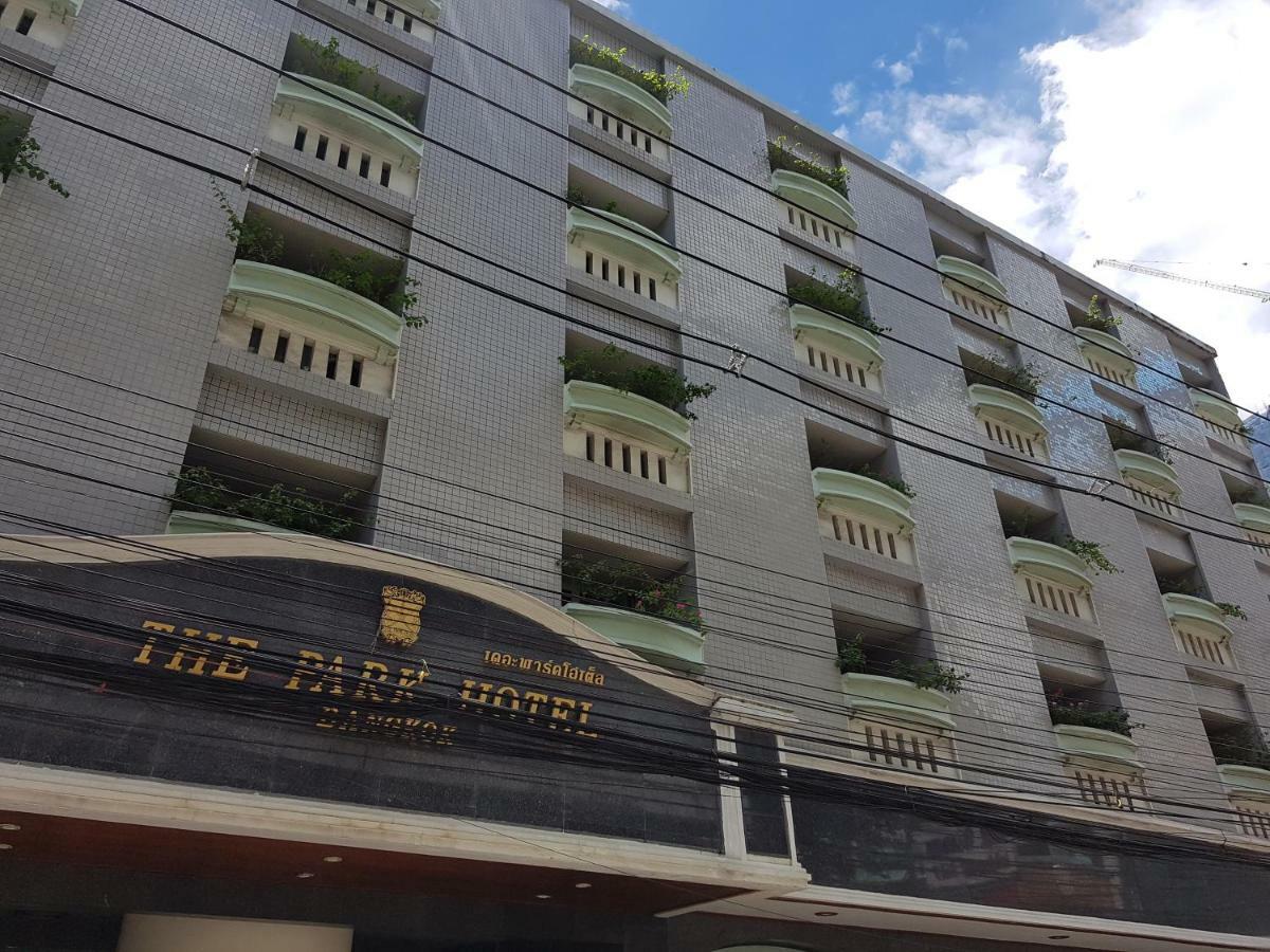 The Park Hotel Sukhumvit 7 Bangkok Exterior foto